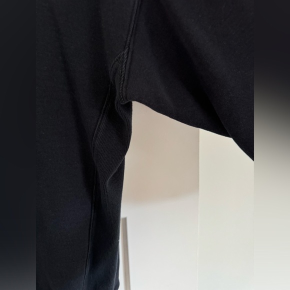 TNA BLACK CREW NECK - Picture 3 of 3